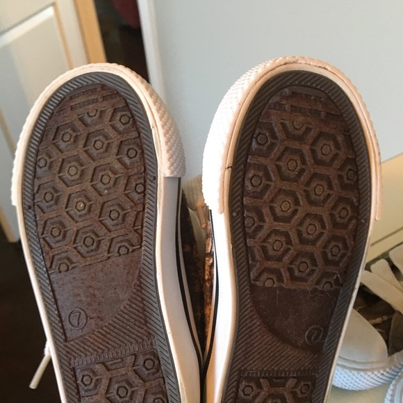 NEW Toddler Camo Sneaker bundle - Picture 6 of 8